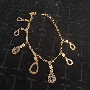Gold Teardrop Charm Bracelet